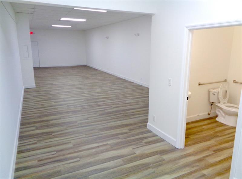 Splendid Commercial Building